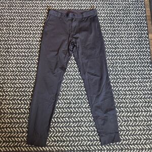 RHONE Men's Commuter Jogger in Iron